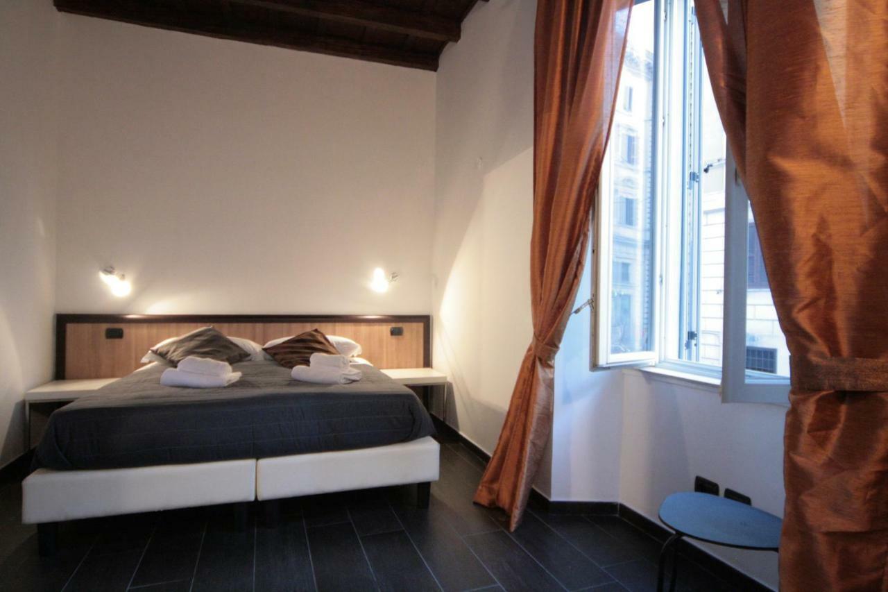 House Monti 1875 Rome